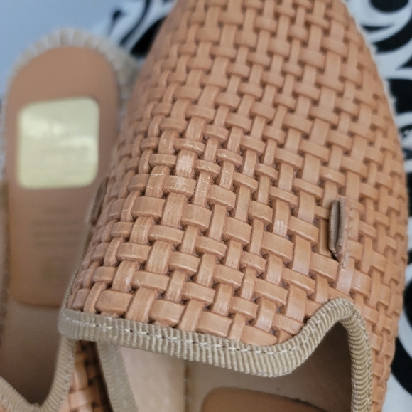 Kanna leather camel tone espadrill slide mules - Picture 3 of 9